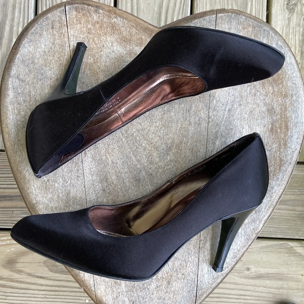 Donald J. Pliner Couture 'Rida' Black Satin & Leather Pump Women's Size 8 - Picture 10 of 13